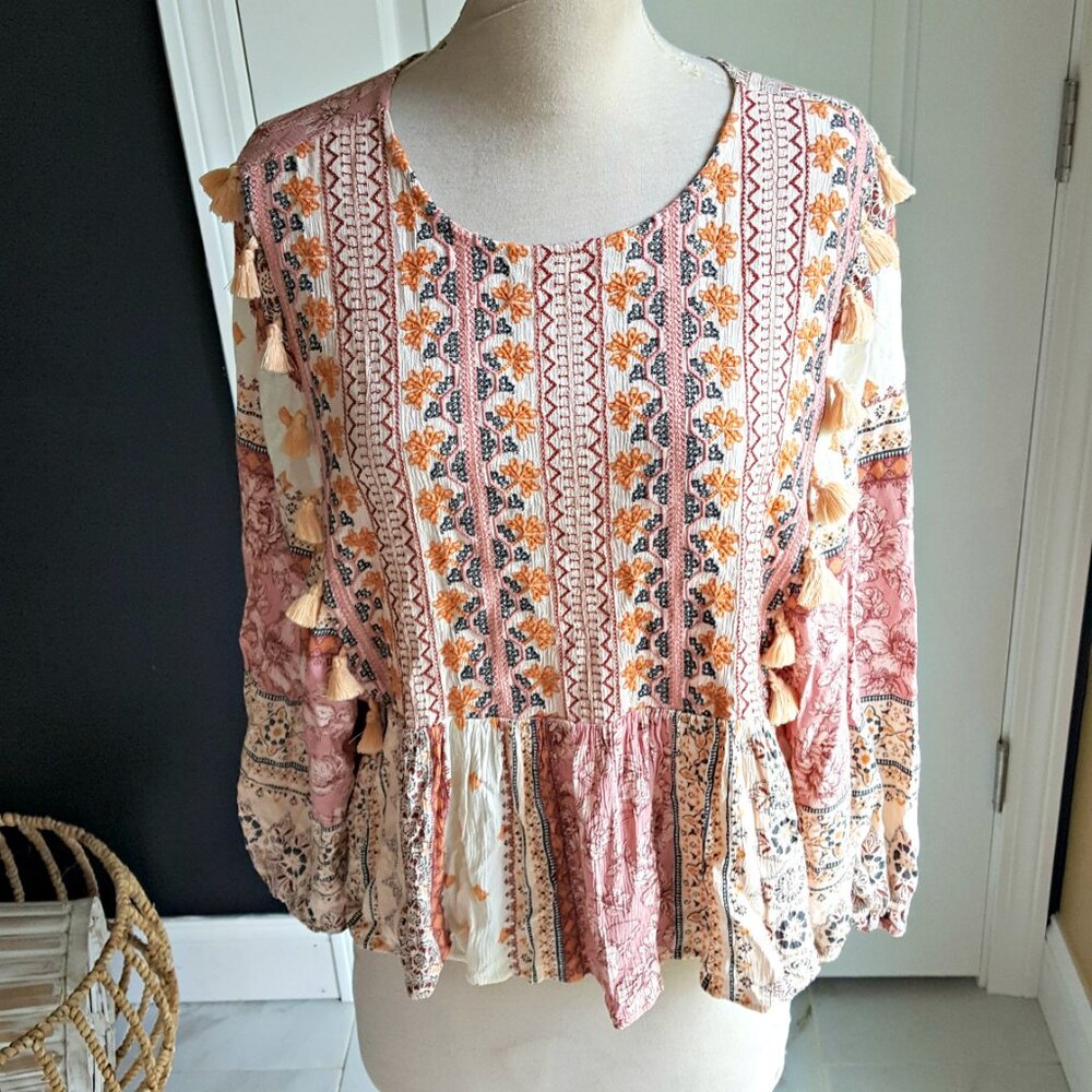 BOHO Embroidered BLOUSE Tassel FRINGE SZ L AEO - Picture 5 of 5